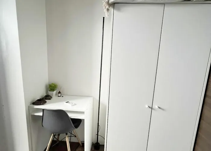 Aparthotel Iris Affordable And Neat Staycation At Air Residences Makati Manila